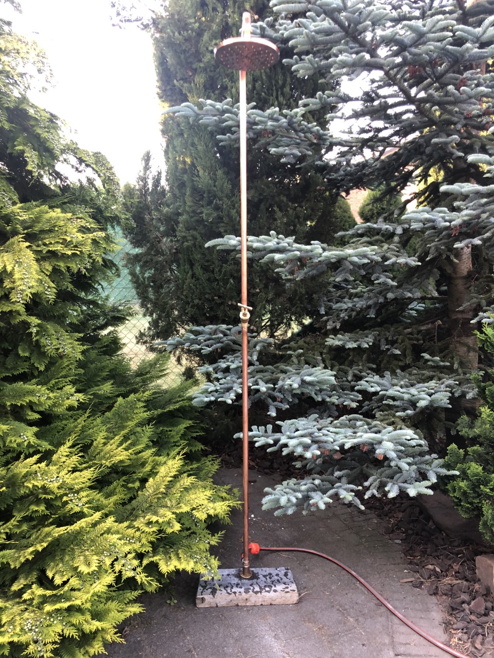 Buitendouche verplaatsbaar